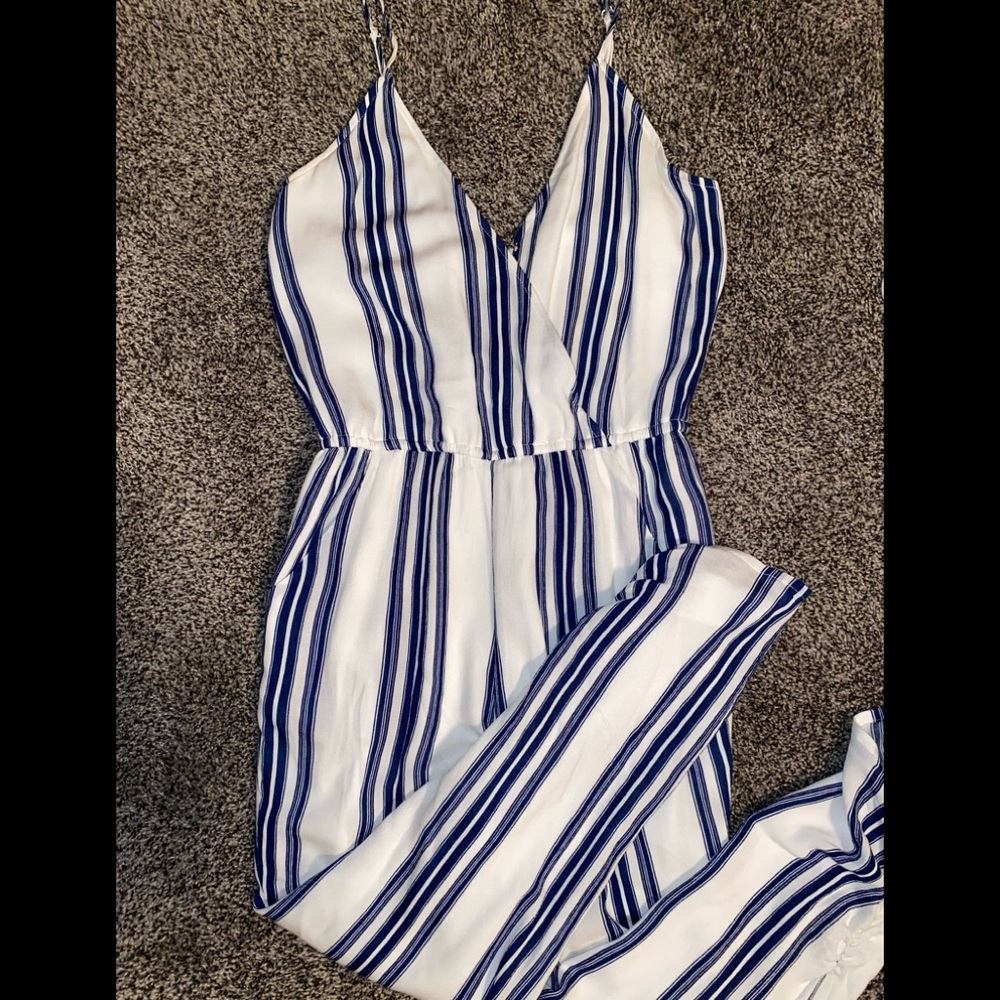 Lovers and friends jump suit! Perfect condition!!